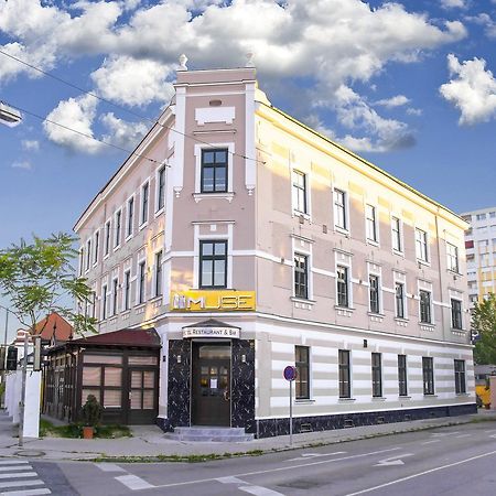 Hotel Muse Sankt Poelten Ngoại thất bức ảnh